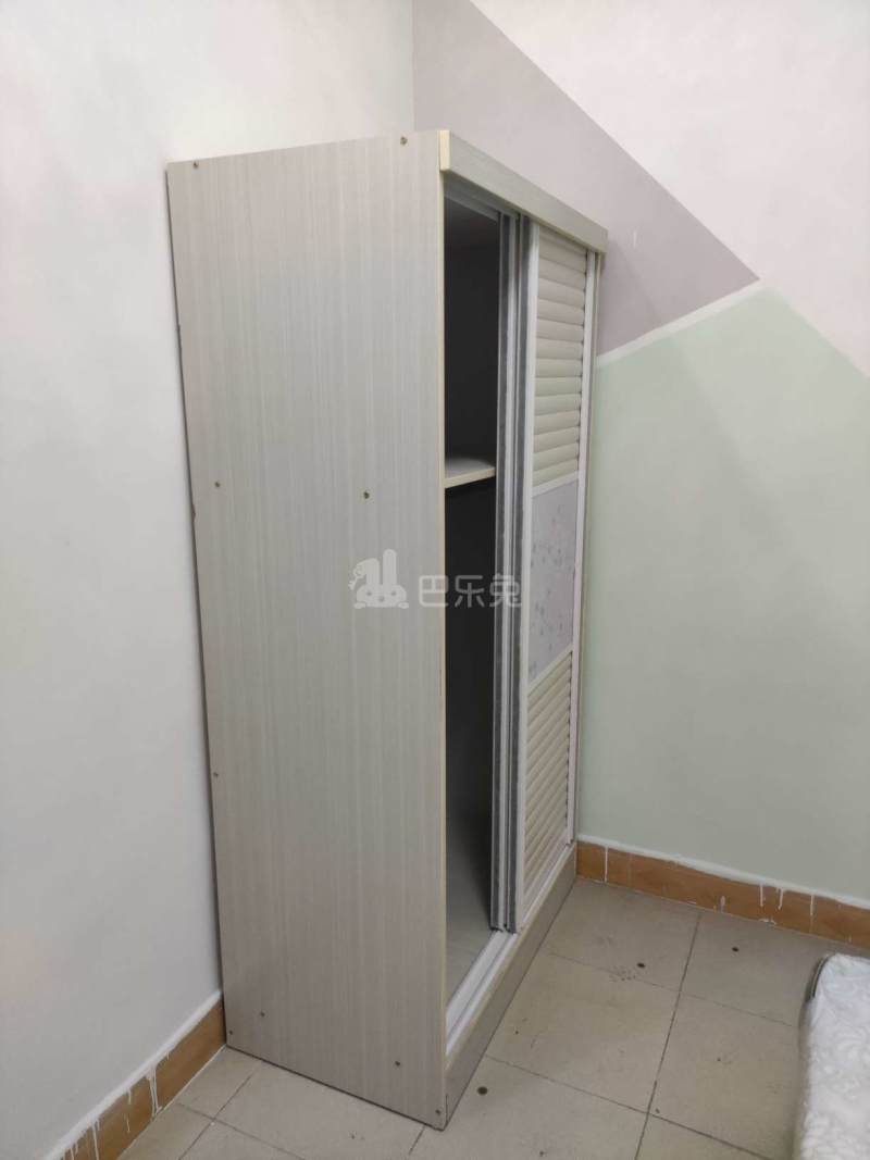 望岗嘉禾街西二巷9号6713385卧室图4