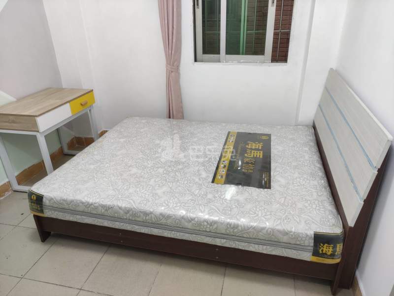 望岗嘉禾街西二巷9号6713385卧室图3