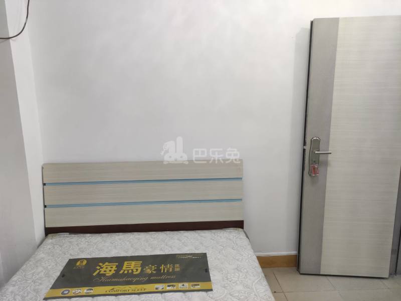 望岗嘉禾街西二巷9号6713385卧室图0