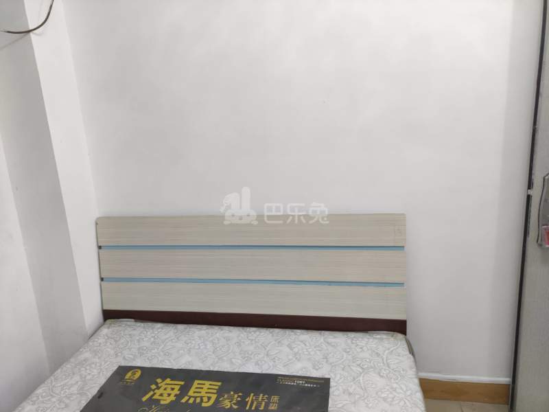 望岗嘉禾街西二巷9号6713385卧室图9