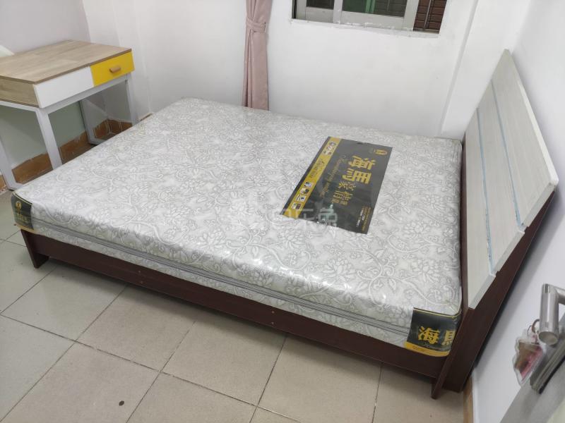 望岗嘉禾街西二巷9号6713385卧室图2