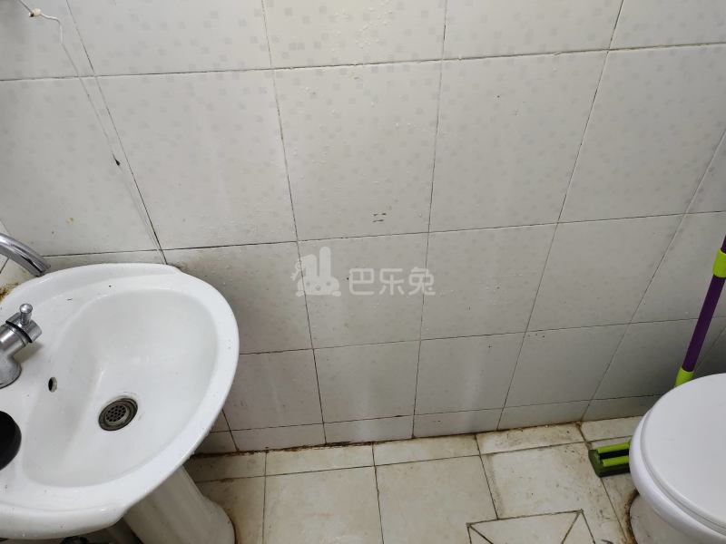 静安河滨花园6713545卫生间图6