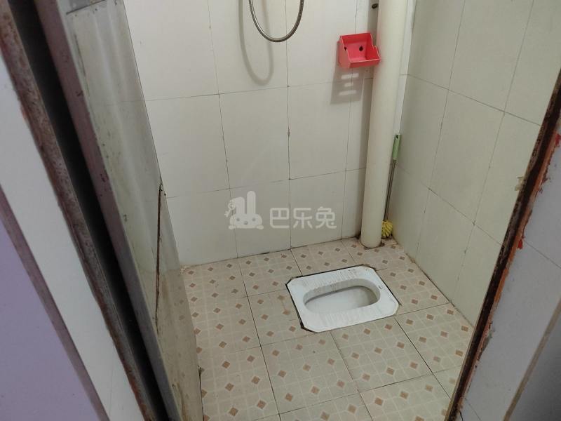 沙涌坊南大街九巷13号6716905卫生间图5