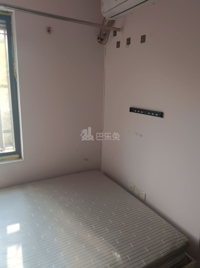 丽雅花园6719691卧室图1