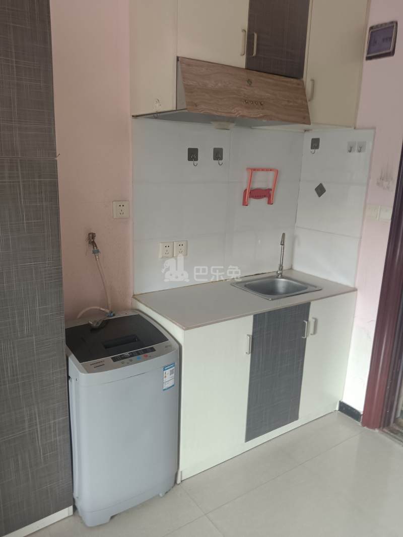 丽雅花园6719691卧室图2