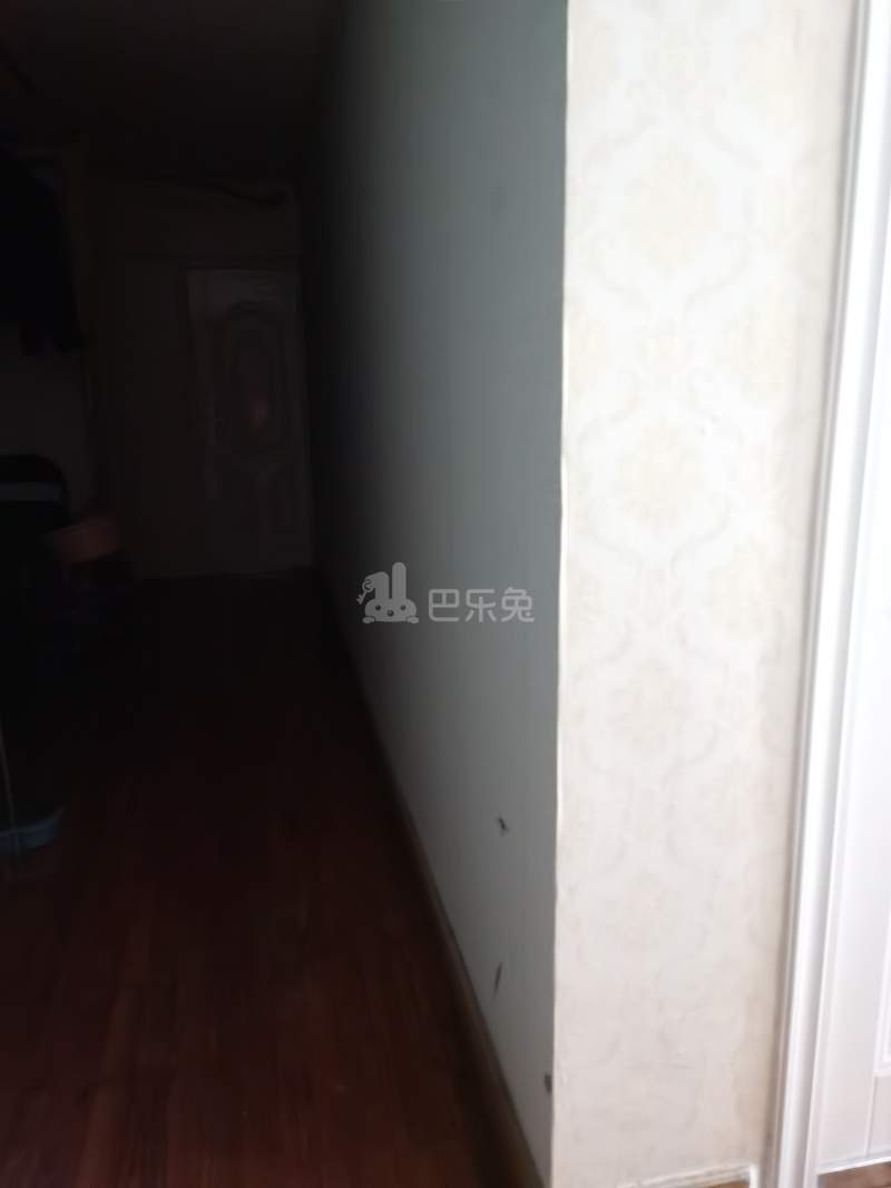 华苑大厦3262015客厅图2