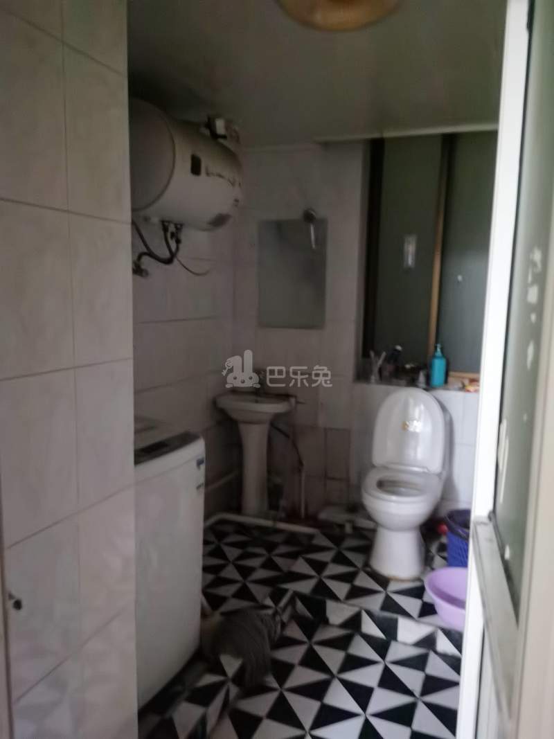 华苑大厦3262015卫生间图6