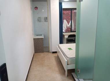 嘉禾望岗西岭路二十一巷15号 1室0厅1卫