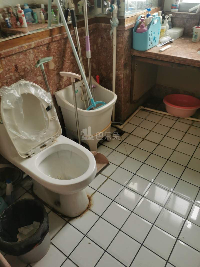 银霄大厦A楼18124849卫生间图14