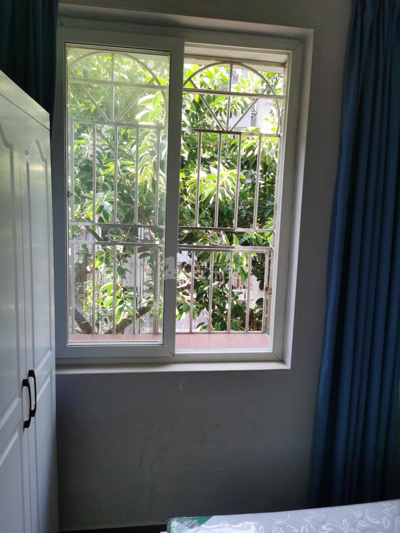 沙河荔园新村6726100卧室窗户图8