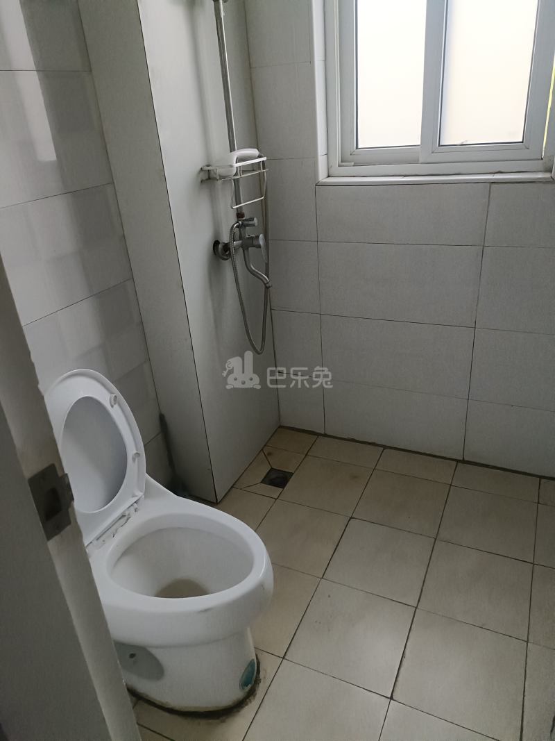 南行达苑6728711卫生间图5