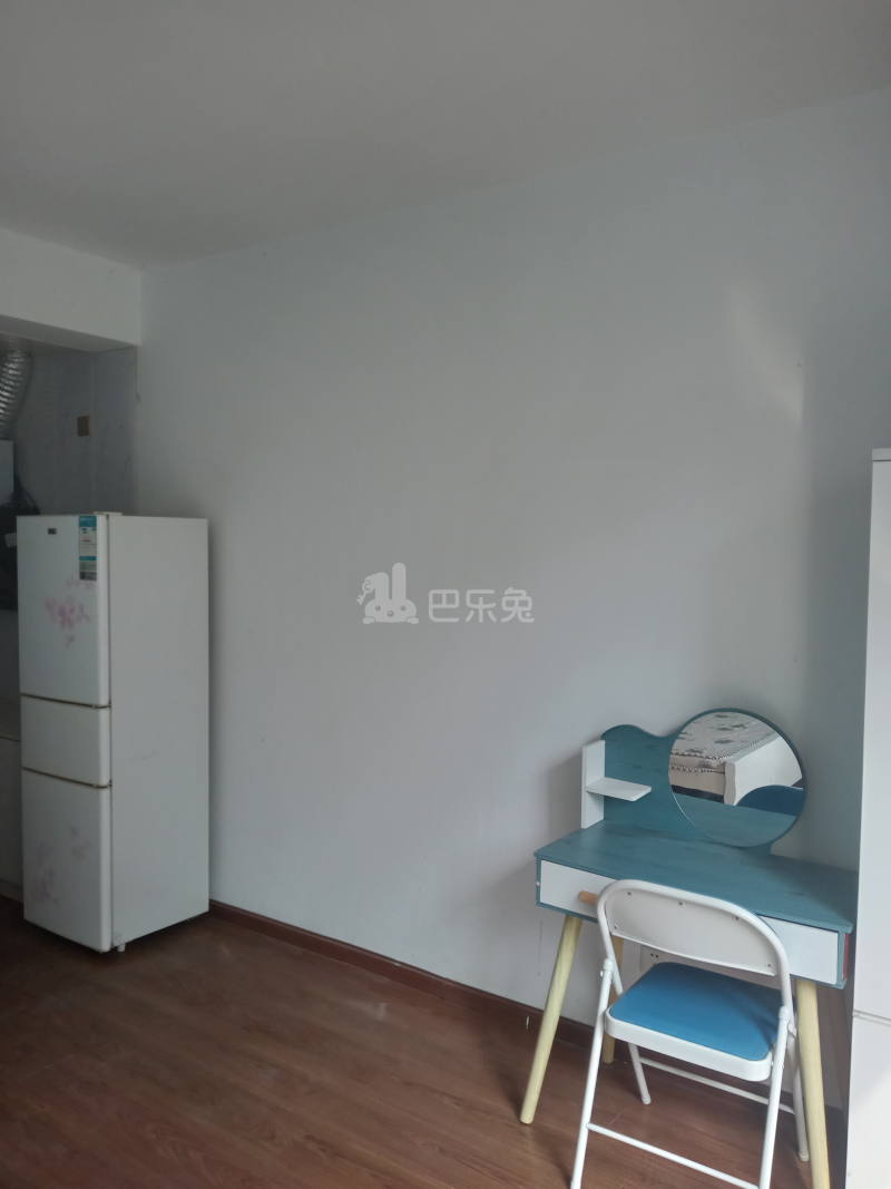 翁梅新苑二区6729875卧室图8