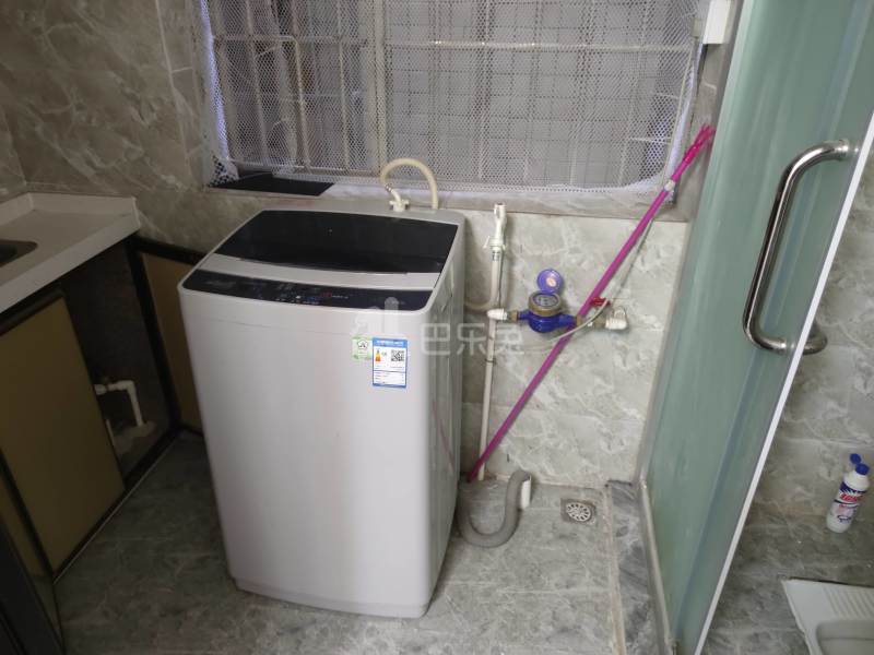 植村西北二路28号6736531卫生间图8