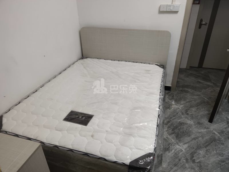 植村西北二路28号6736531卧室图2