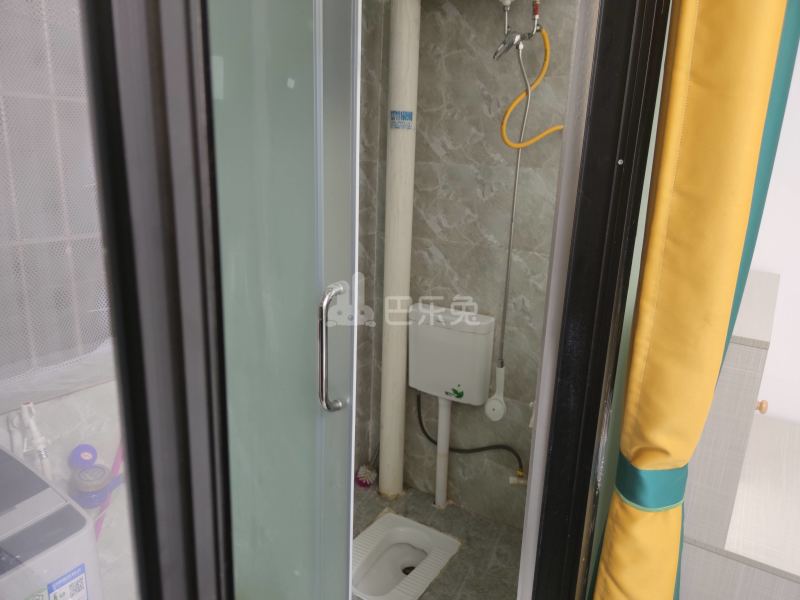 植村西北二路28号6736531卫生间图6