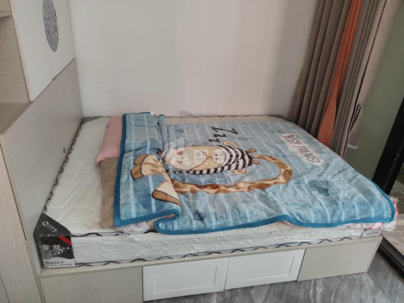 植村西北二路28号6736536卧室图3