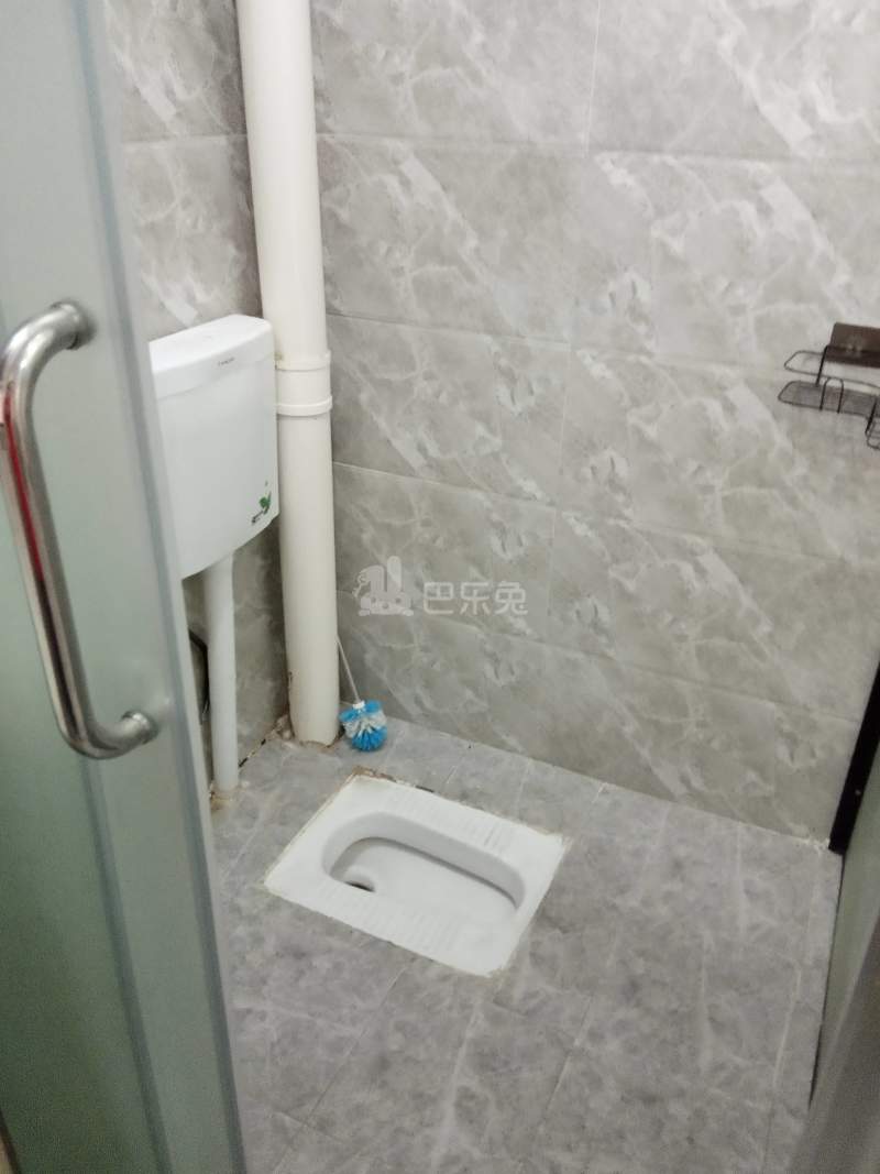 植村西北二路28号6736544卫生间图6