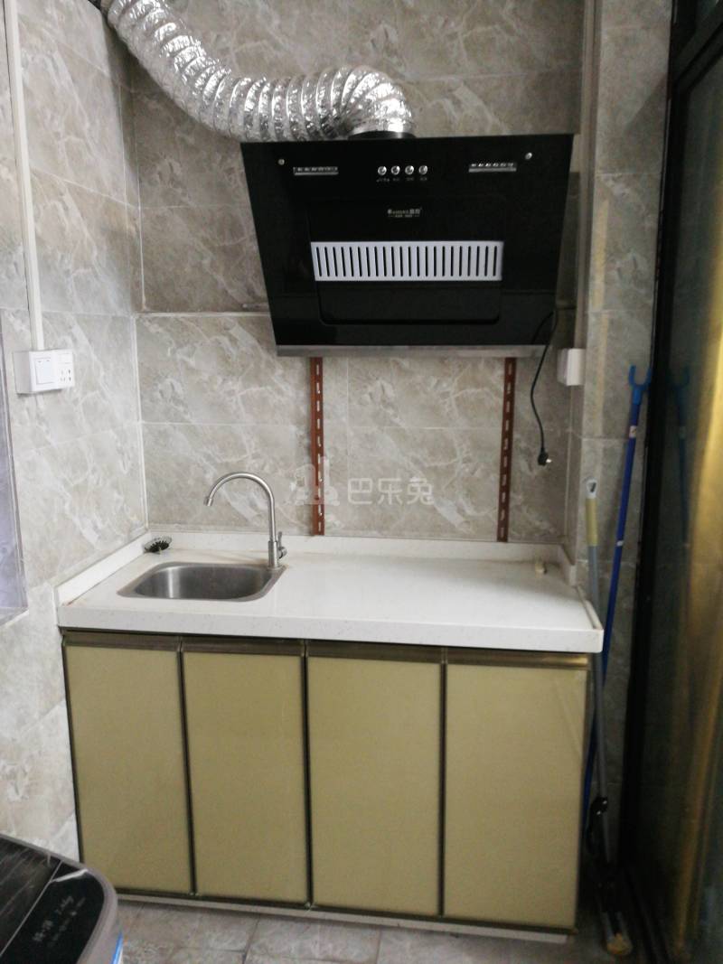 植村西北二路28号6736546厨房图7