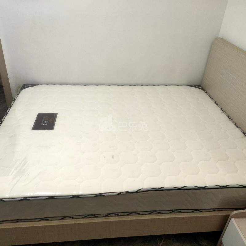 植村西北二路28号6736546卧室图6