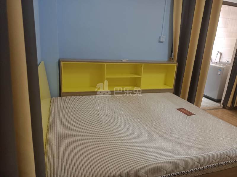 北约街八巷7号6739052卧室图3