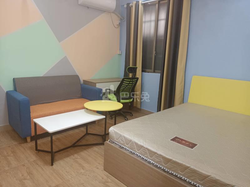 北约街八巷7号6739052卧室图0