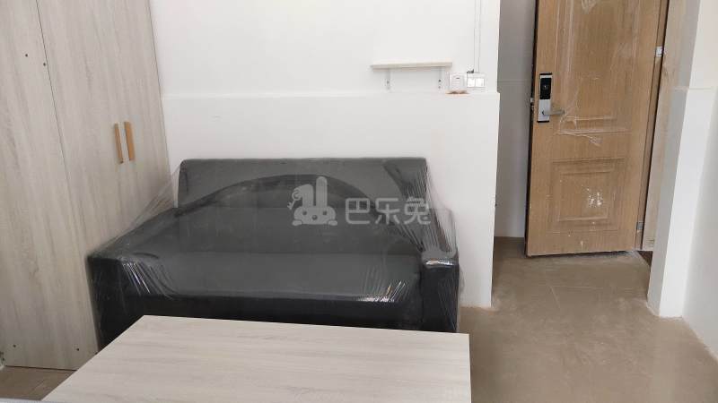 鳌鱼岗大街27号6747456客厅图3