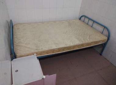 萧岗履泰大街五巷32号 1室0厅1卫