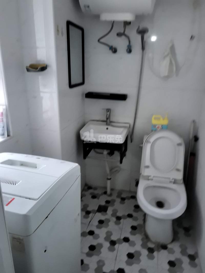 尚桂苑6762558卫生间图4