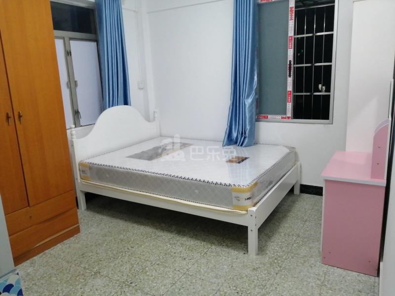 东园小区东区6765879卧室图0