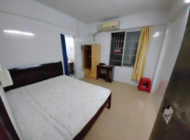 黄村东明里六巷3号 