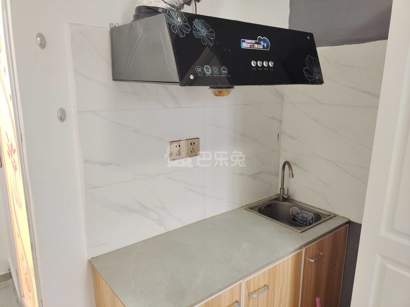 大上海国际商贸中心（花桥国际美车城）6772348厨房图6