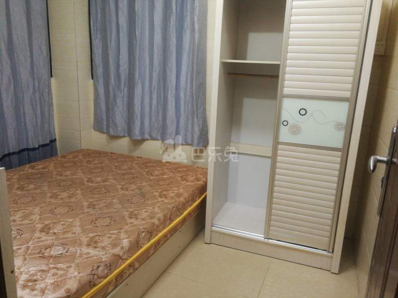 东联拱日坊大街七巷1号6772771卧室图0