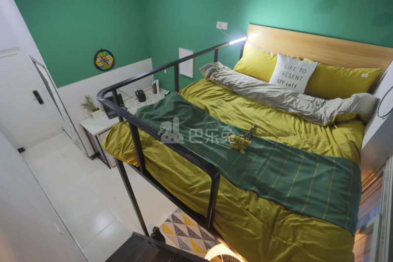 E+青年公寓（大明路店）6778727卧室图1