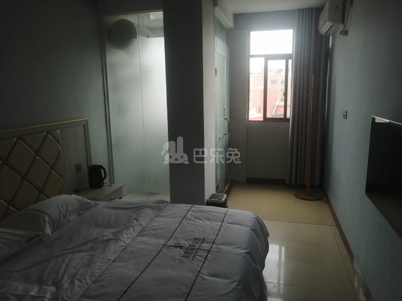 嘉禾望岗杨村园一街8号之一6782795卧室图1