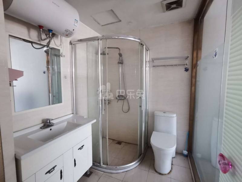 金龙新街942、944号6783838卫生间图7