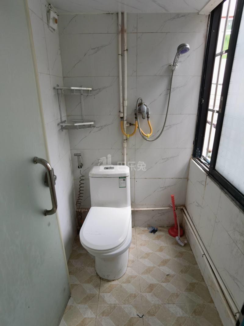 佛庵坊大街13号6784934卫生间图11