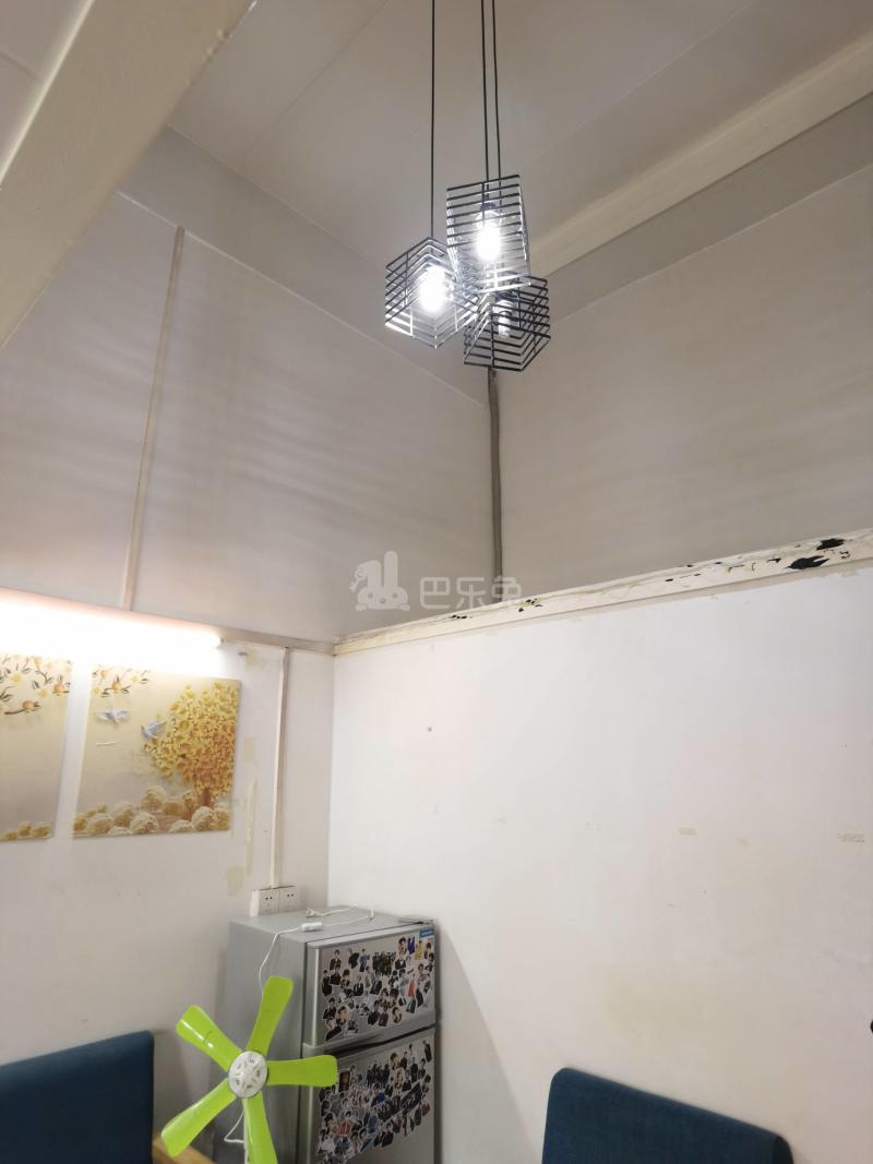 佛庵坊大街13号6784934客厅图9