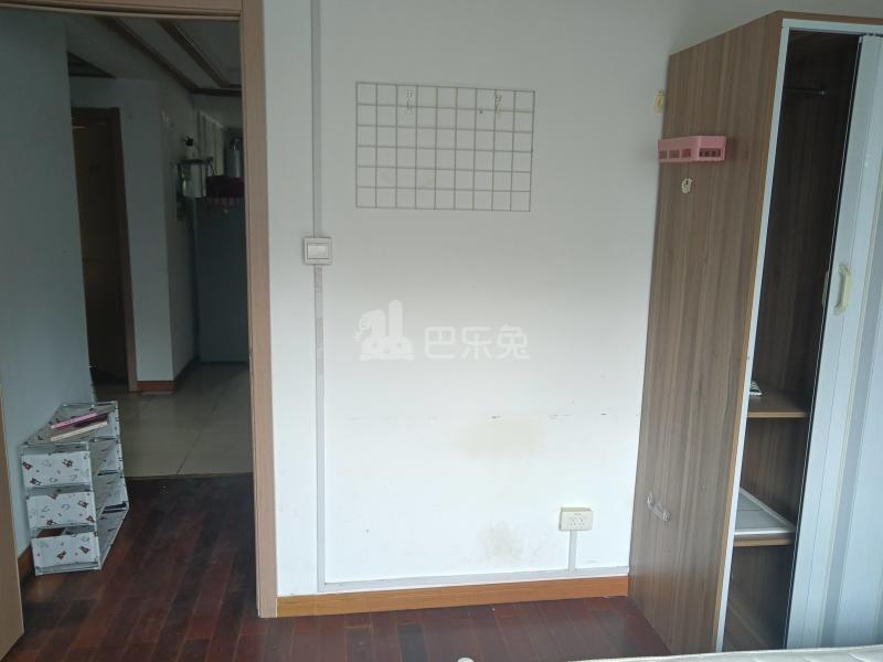 罗阳五村莲盛花苑6787921卧室图3