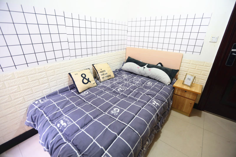 E+青年公寓（众安花园店）6791916卧室图1