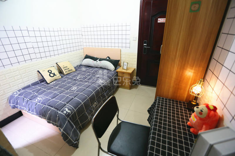 E+青年公寓（众安花园店）6791916卧室图5