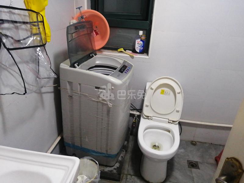 馨良苑6793015卫生间图5