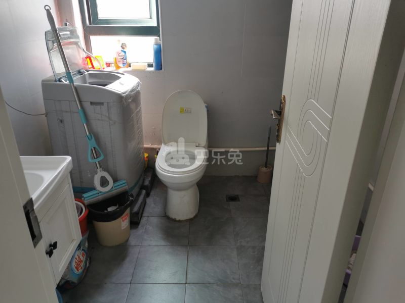 馨良苑6793015卫生间图7