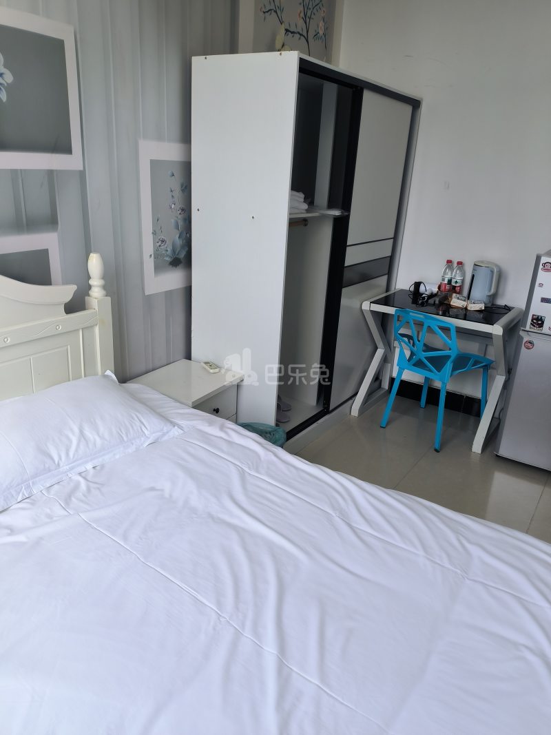 西郊家园（青浦）6794157卧室图2