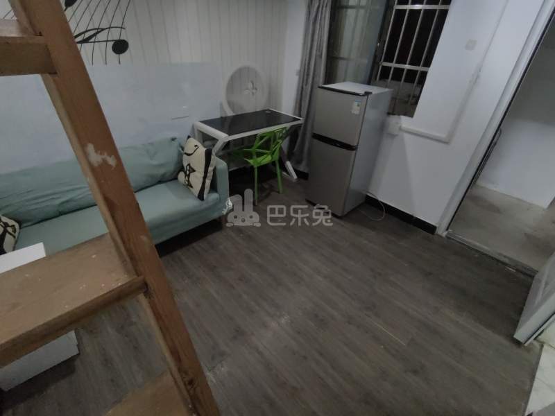 西郊家园（青浦）6794162卧室图2