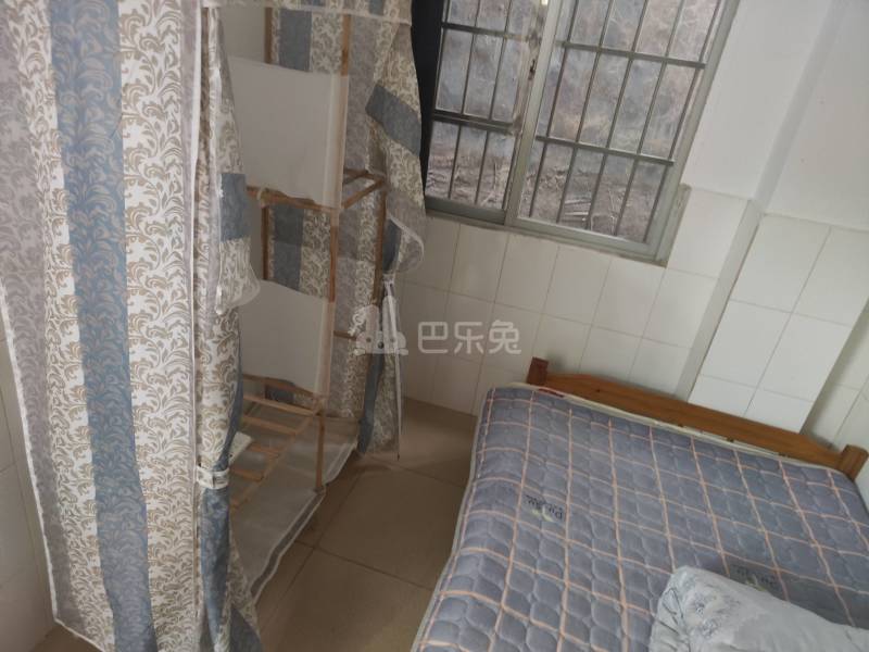 程界西南社大街四巷7号6798175卧室图1