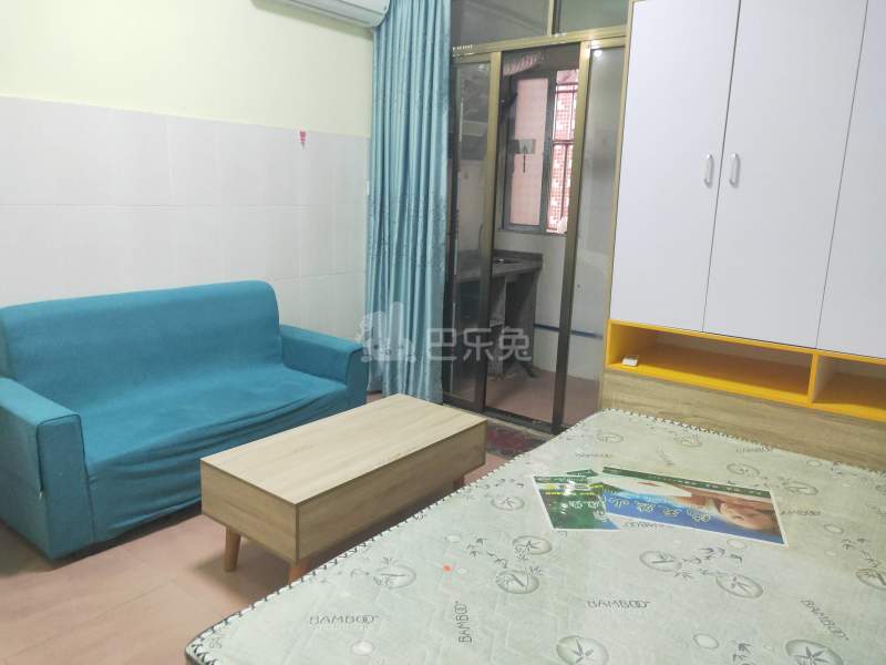 鹤边员村中街东十巷13号6801934卧室图2