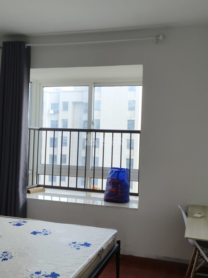 悦晟新苑6802595卧室窗户图13