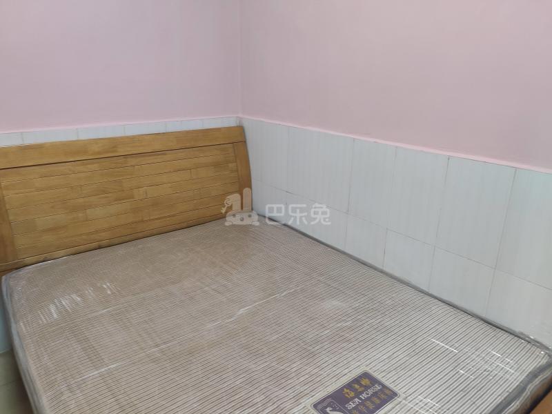 江夏村北三路36号6806359卧室图4