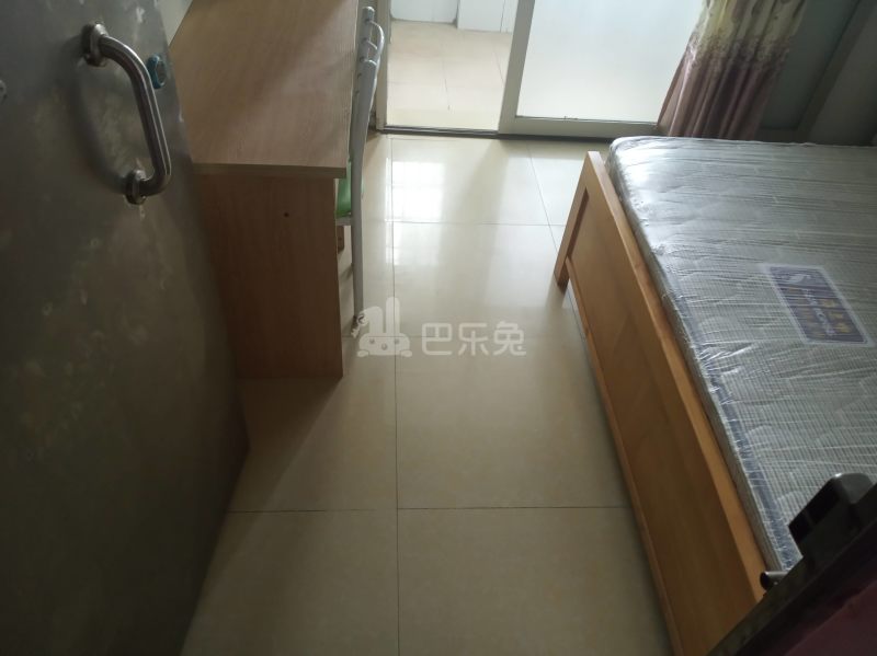 江夏村北三路36号6806359卧室图9