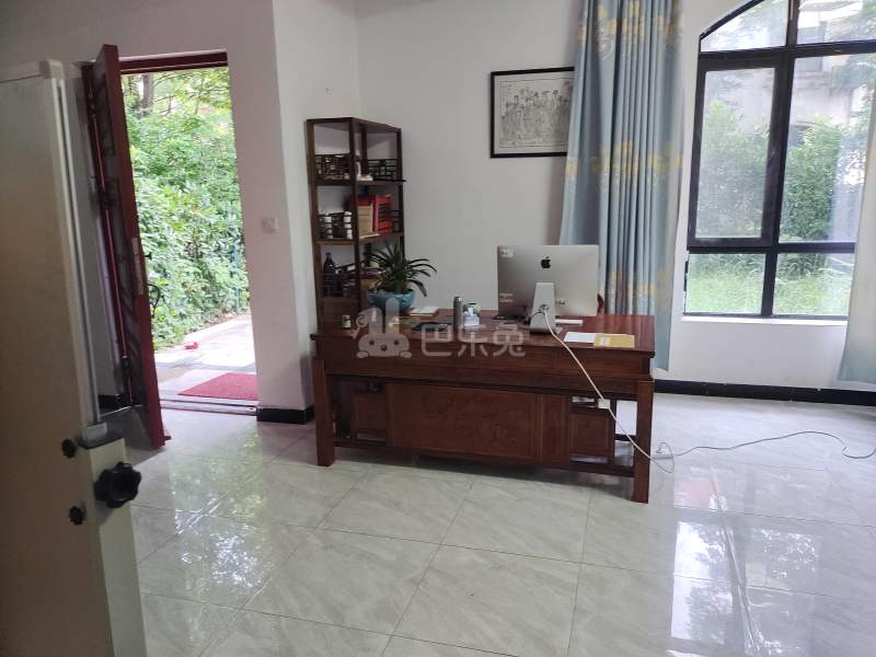 泊仕郡6808421客厅图1